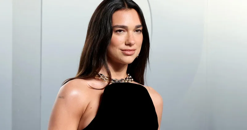 Dua Lipadan atası ilə nadir foto