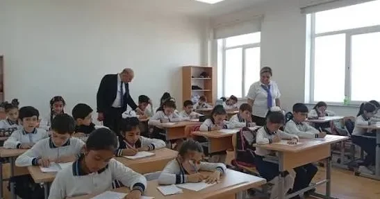 Monitorinqlərdə sual kitabçaları niyə verilmir?