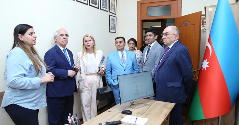 Albaniya Elmlər Akademiyasının nümayəndə heyəti Ədəbiyyat İnstitutunda olub