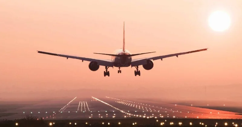 Dron hücumu ilə əlaqədar Moskva aeroportlarında 150 yə yaxın reys təxirə salınıb