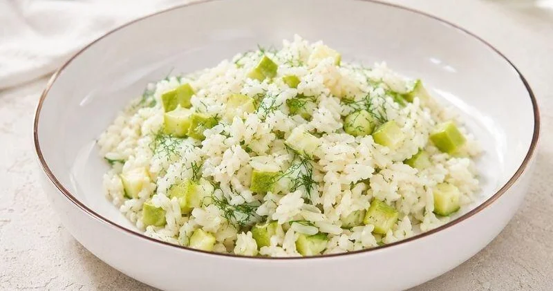 Tərəvəz sevənlər üçün kabaklı plov resepti
