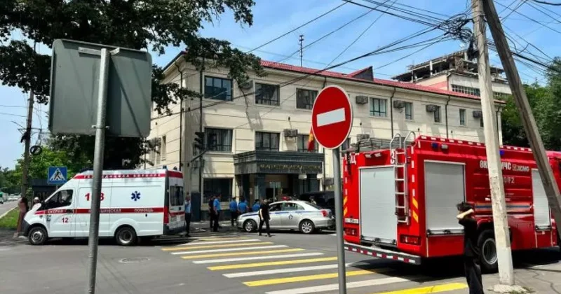 В Бишкеке поступило более 15 сообщений о минировании гособъектов