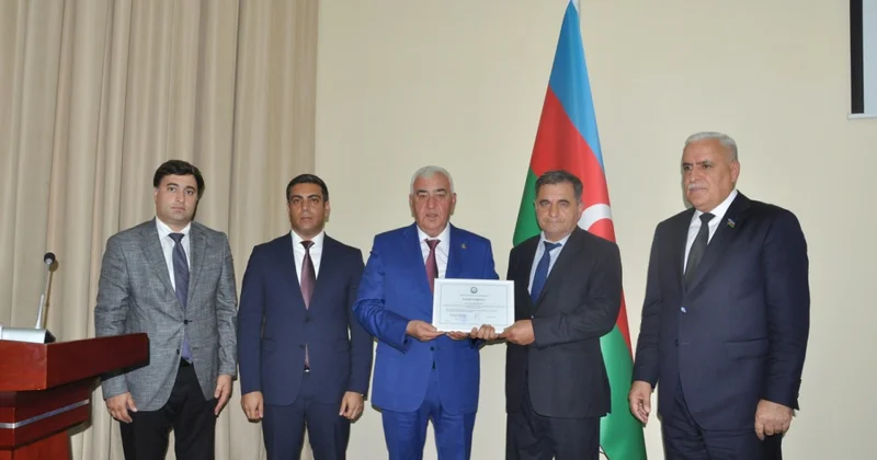 Pirallahı rayonunda “Milli Mətbuat Günü”nə həsr olunmuş konfrans keçirilib FOTOLAR