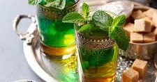 Təzyiqi və şəkəri salan içki Yayın dərmanı