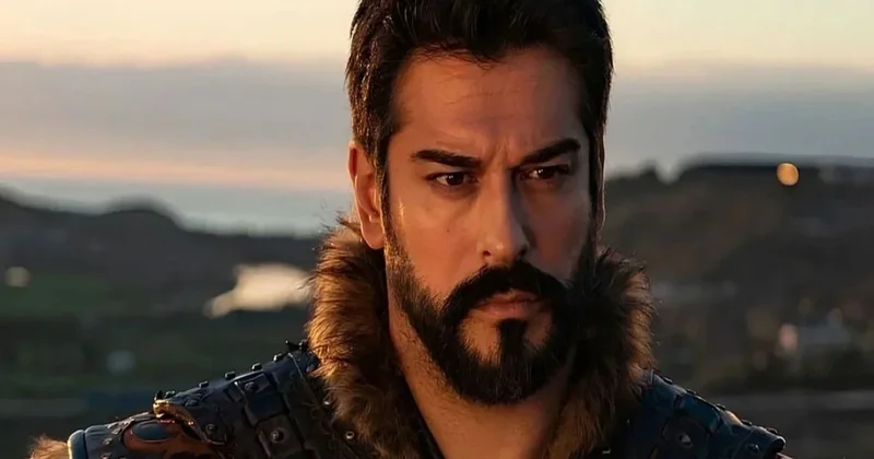 Burak Özçivitin yüksək qonorar tələbi rədd edildi