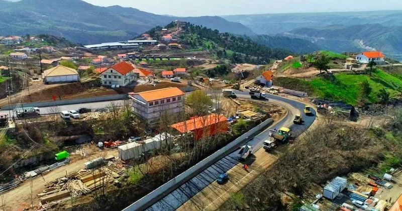 Azərbaycan I yarımildə Qarabağ və Şərqi Zəngəzura 1,5 milyard manatdan çox pul qoyub