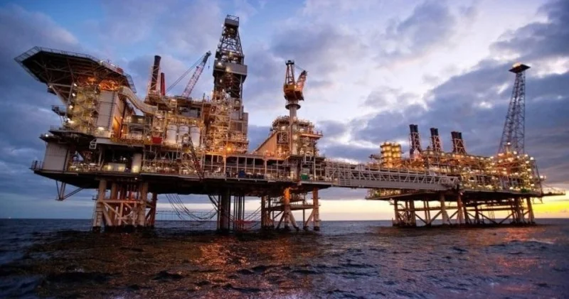 Azərbaycanda neft qaz sektoru üzrə büdcə daxilolmaları 8 % dən çox artıb