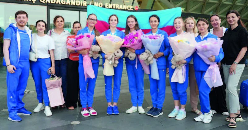 Qalib gimnastlar vətənə dönüblər