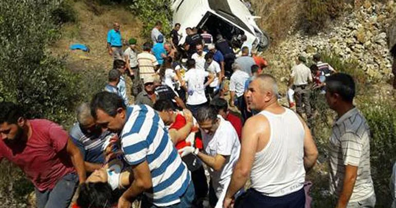 33 rusiyalı Türkiyədə qəzaya düşdü