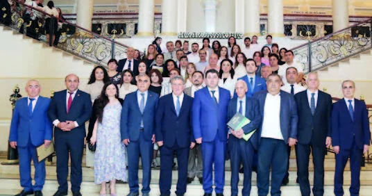 Elm jurnalistikanın ən yaxın dostudur