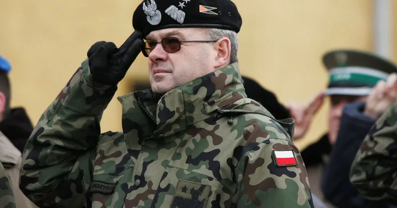 Kalininqradı “məhv etmək”lə hədələyən polşalı general VƏFAT ETDİ