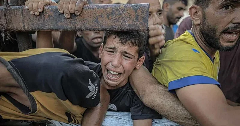 UNICEF: Qəzzadakı vəziyyət insan əli ilə ortaya çıxan fəlakətdir