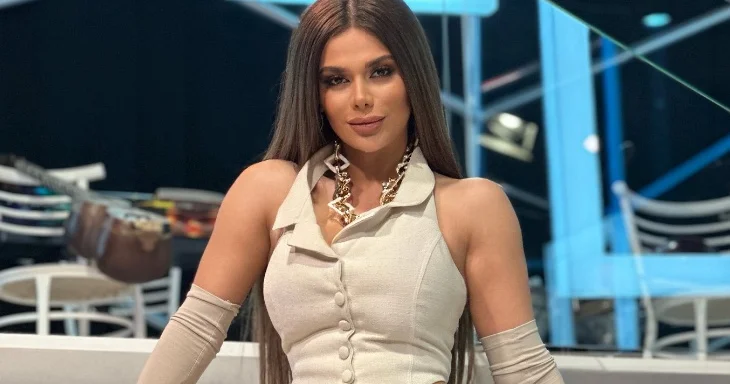 Aysun İsmayılovadan CƏSARƏTLİ PAYLAŞIM Yeni sevgilisi ilə əl ələ TƏTİLDƏ + FOTOLAR