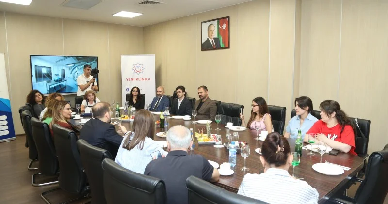 Media qurumlarının nümayəndələri üçün Yeni Klinikada tibbi müayinə təşkil olundu FOTOLAR