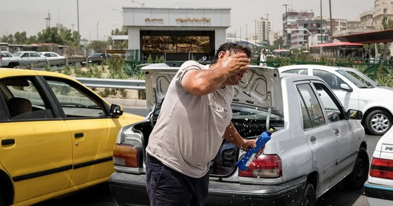 İranda dövlət idarələri bağlandı