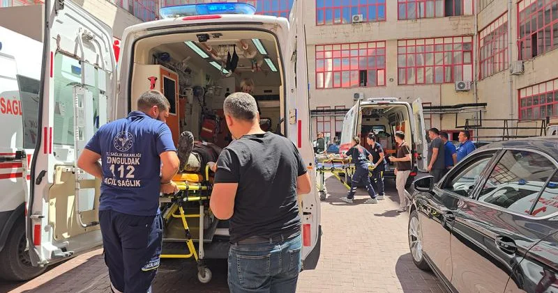 Türkiyədə mədəndə çökmə: 5 işçi xəstəxanalıq oldu