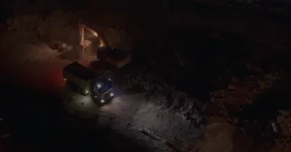Bakıda parkda gecə gündüz tikinti işi gedir ŞİKAYƏT