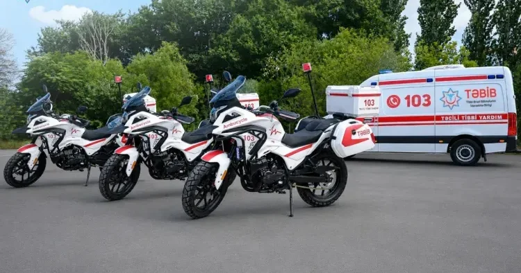 Motosikletlə təcili tibbi yardım: Ekspert yeni modelin üstünlüklərini AÇIQLADI