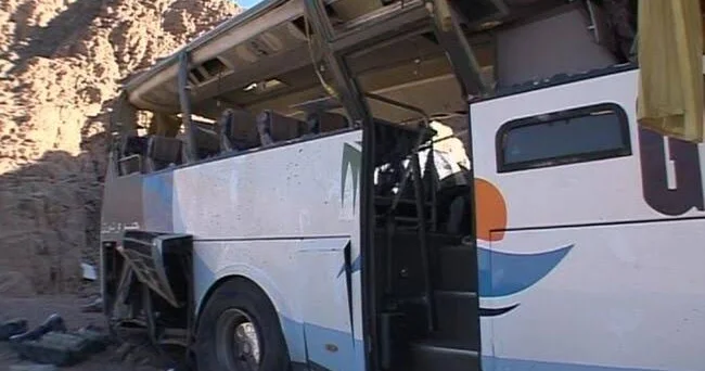 Şarm əl Şeyxdən gedən turist karvanı toqquşdu 32 nəfər xəsarət alıb