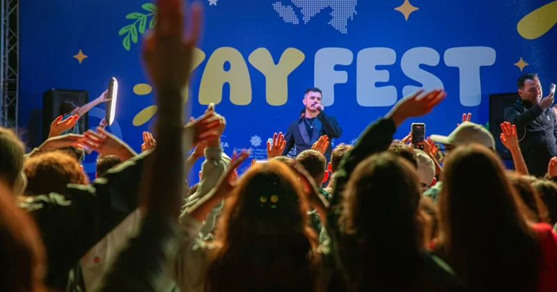 İlkin “Yay Fest”də çıxış etdi