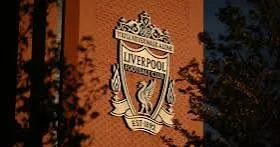 Liverpul 17 yaşlı kolumbiyalı ilə müqavilə bağladı