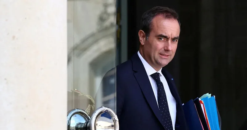 Fransa hökumətində narkotik istifadə edən əməkdaşlar aşkarlandı