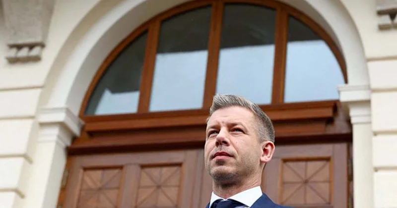 “Körpə olanda məni qucağında yırğalayıb” Orbanın xanımından danışdı