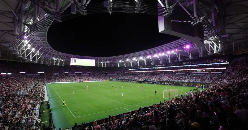 MLS Kazemironun transferində mümkün qayda pozuntularını araşdırır