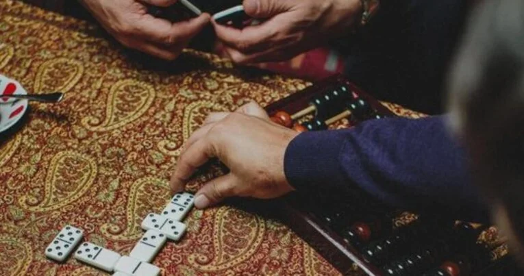 Psixoloq: “Oyun oynamağın yaşı yoxdur”