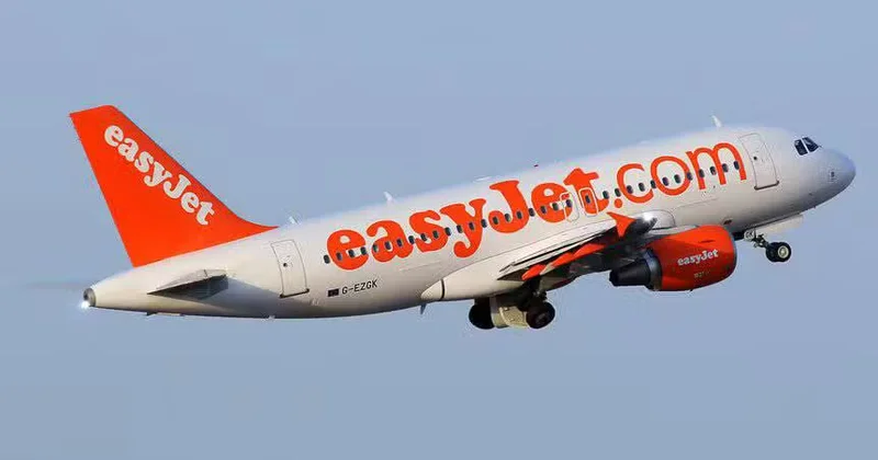 Sərnişinlərin kütləvi davasına görə Britaniyaya uçan təyyarə təcili eniş etdi