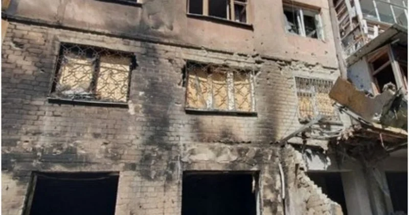 Xersonun atəşə tutuldu 1 ölü, 20 dən çox yaralı
