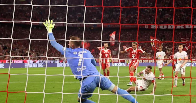 “Bavariya” Bundesliqanın yeni mövsümünün açılış matçında “Leyptsiq”i darmadağın edib