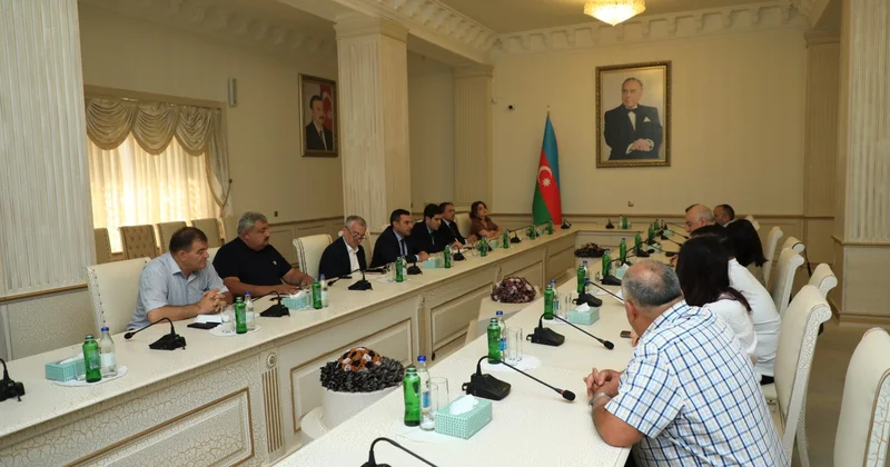 Gəncədə ictimai dinləmə keçirildi FOTOLAR