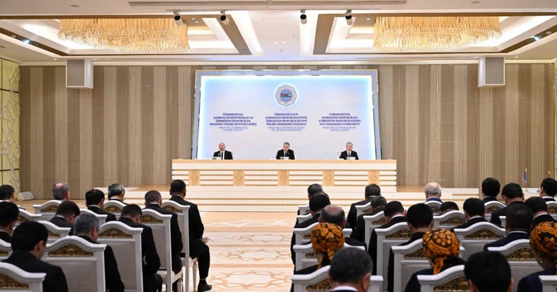 Azərbaycan, Türkmənistan və Özbəkistan liderləri mətbuata birgə bəyanatla çıxış ediblər YENİLƏNİB FOTO