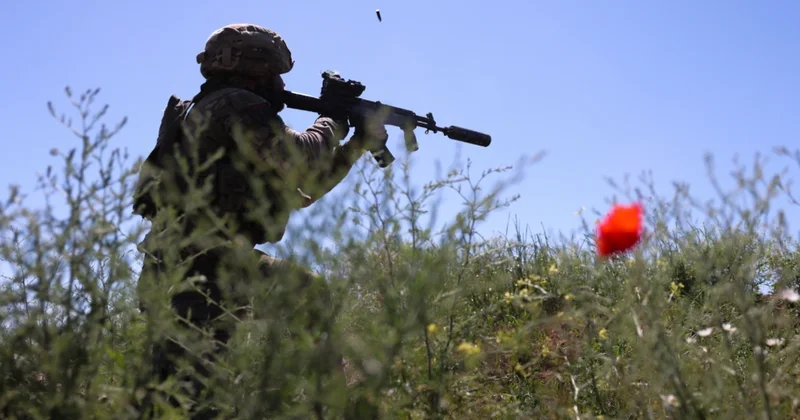 Rusiya ordusu Donetskdə üç yaşayış məntəqəsini nəzarətə götürdü