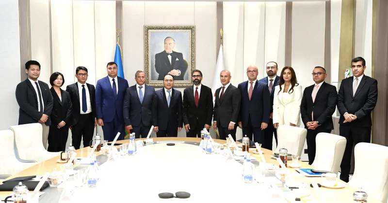 SOCAR ın prezidenti CC7 nümayəndə heyəti ilə əməkdaşlıq imkanlarını MÜZAKİRƏ ETDİ FOTO