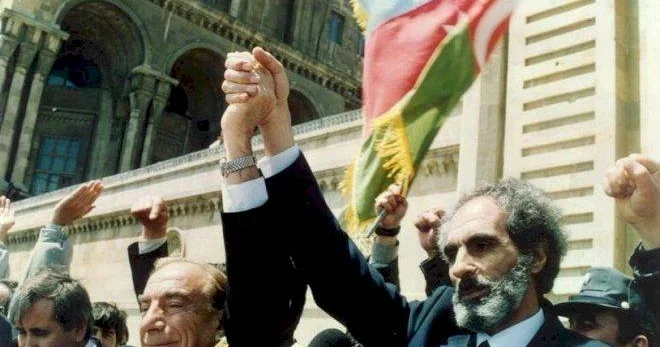 Milli Azadlıq Hərəkatının liderinin anım günüdür Elçibəyin vəfatından 25 il ötür