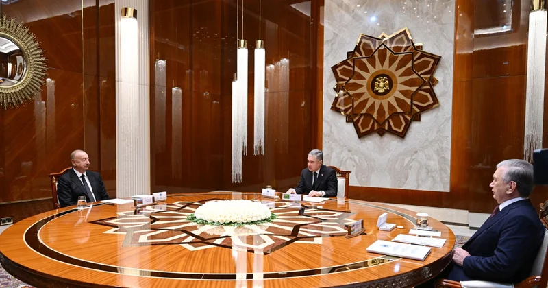 ƏLİYEV, BERDİMƏHƏMMƏDOV və MİRZİYOYEV BİR ARAYA GƏLDİ Türkmənistanda + FOTOLAR