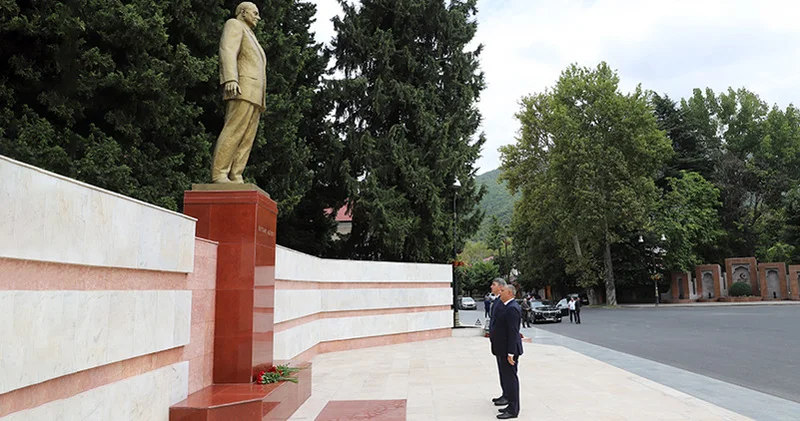 Dövlət Xidmətinin rəisi Qaxda vətəndaşları qəbul edib