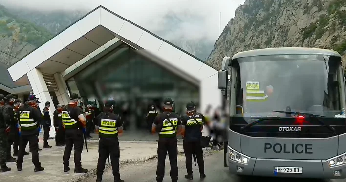 Gürcüstan Rusiyadan deportasiya edildikdən sonra sərhəddə ilişib qalan 65 ukraynalını vətənlərinə qaytarıb