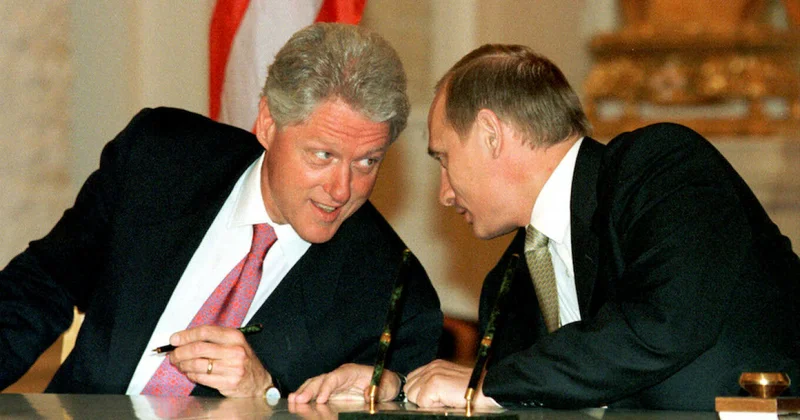 Klintonun 2000 ci ildə Kremldə Putinə dedikləri ÜZƏ ÇIXDI