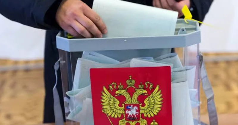 Россия попросила запретить митинги у своих посольств