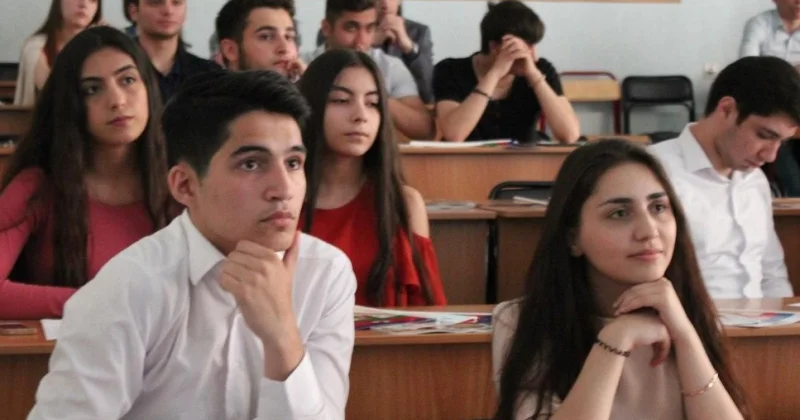 Студенты едут в Баку, а жить негде… Наши проблемы