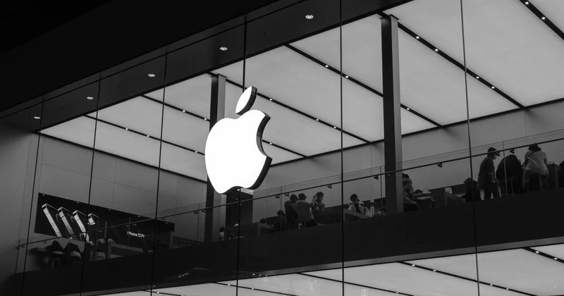Корпорация Apple сокращает работников Minval Politika
