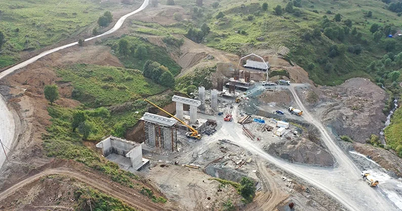 17 tunel, 7 viaduk, 14 körpü: Kəlbəcər Laçın arasında məsafə 32 km qısalır