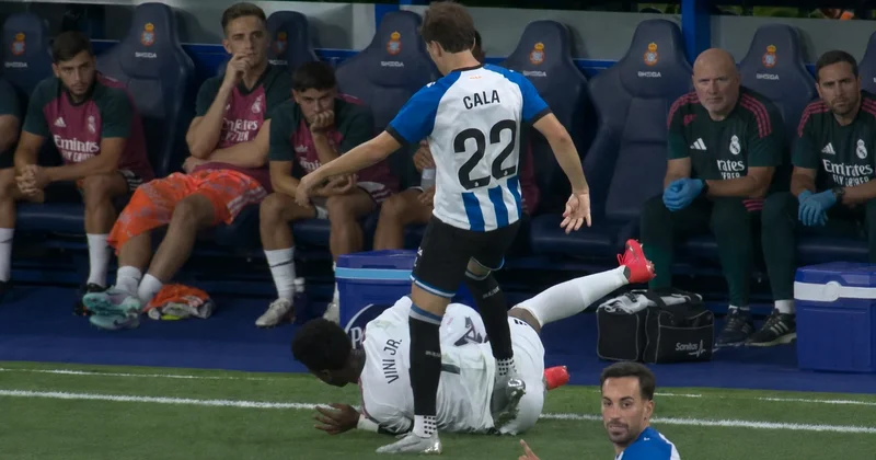 “Espanyol”un futbolçusu yerdə qalan Vinisiusu təpiklədi VİDEO
