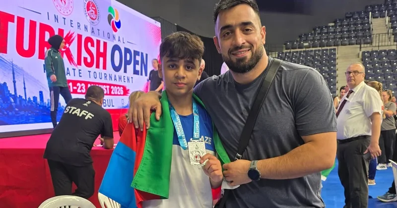 Karateçilərimiz “Turkish Open”də iki gümüş medal qazanıblar