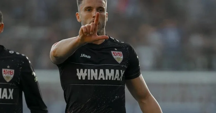 Qalatasaray bosniyalı forvardın transferində maraqlıdır