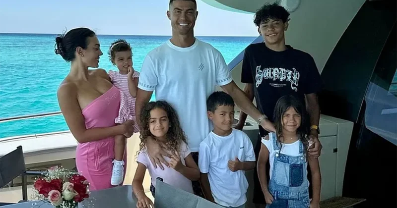 Rəsmən Ronaldonun uşaqlarının anası oldu