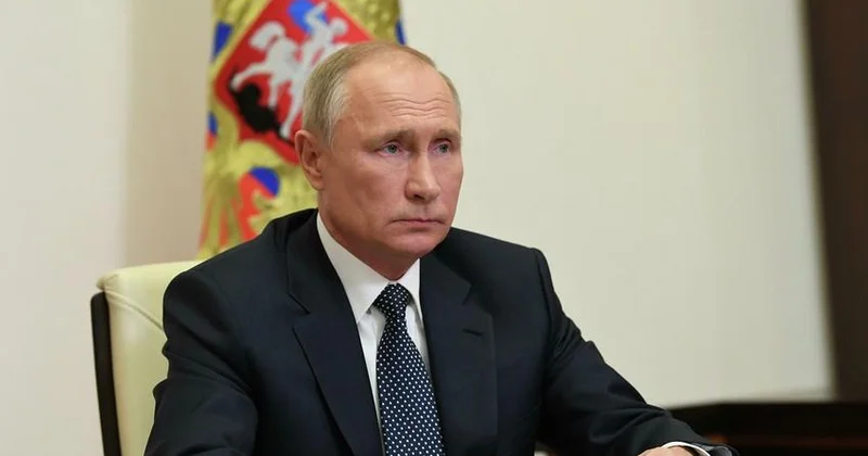 Путин: Россия продолжает развиваться
